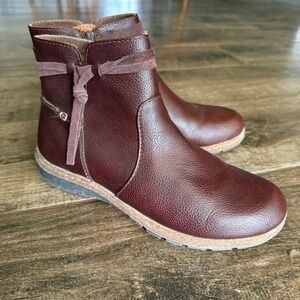 BOC by BØRN Women's Addi Ankle Bootie, Dark Brown, 8.5 (NWOT)